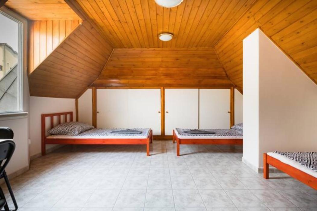 Апарт отель Azure House Кестхей Экстерьер фото